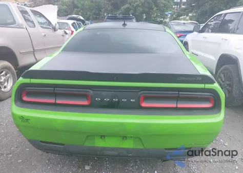 2017 Dodge Challenger T/A Plus z USA, uszkodzony, nr VIN 2C3CDZBT9HH572712